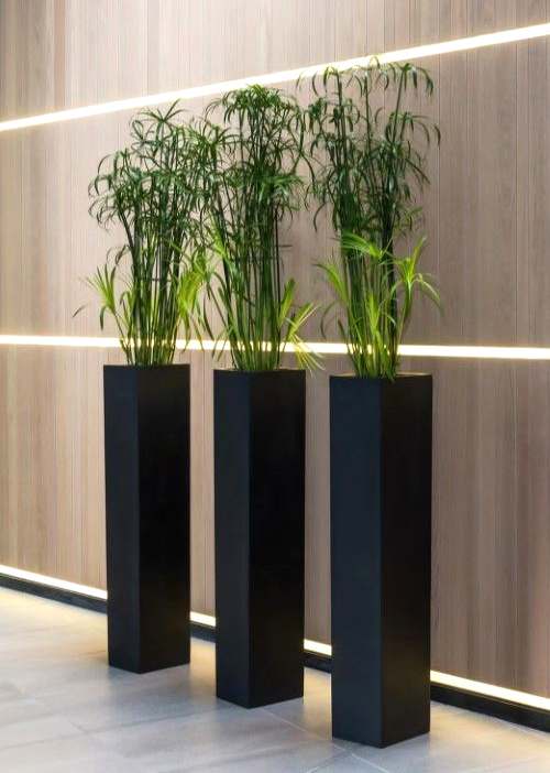 Metal Bant Detaylı Saksı 11