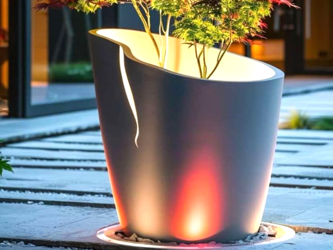 Metal Bant Detaylı Saksı 11 görsel 3